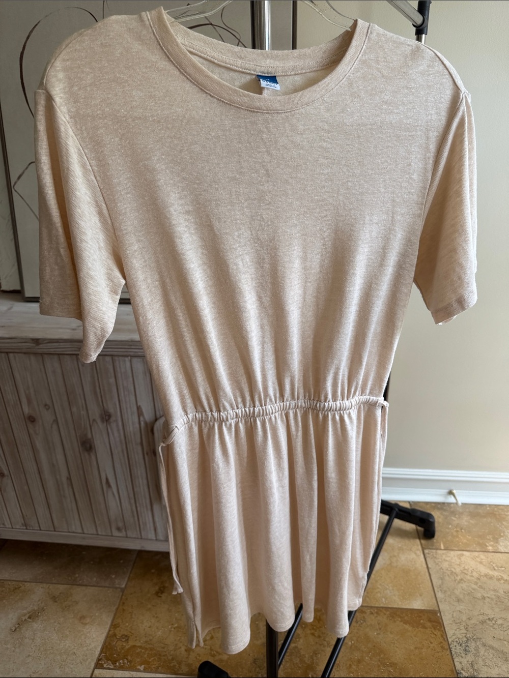 Old Navy Beige Short-Sleeve Drawstring Waist Dress